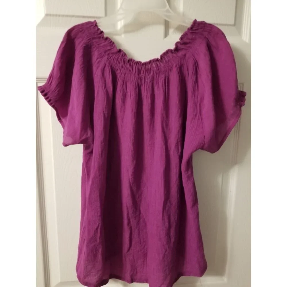 blouse - Picture 3 of 4
